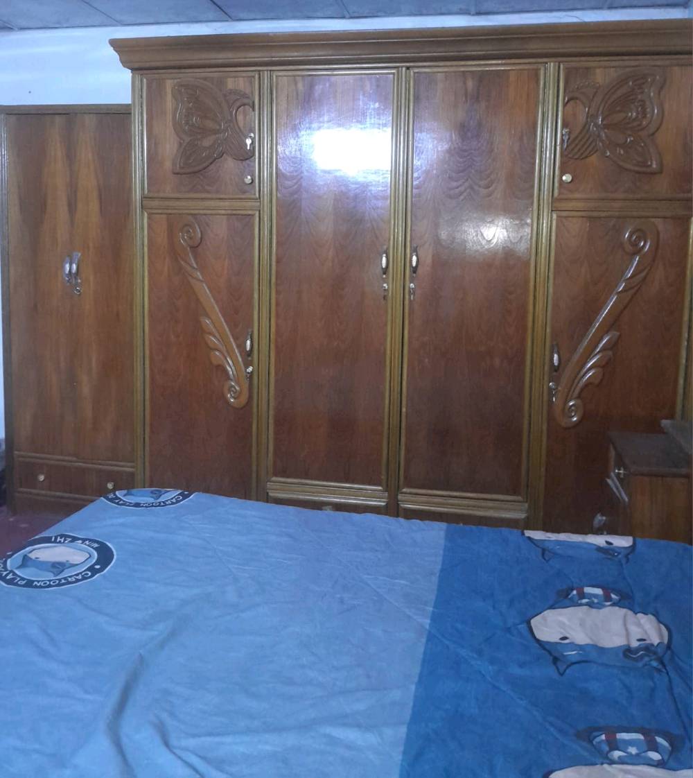 سلام عليكم غرفه خشب صاج عراقي ثقيل اصلي السعر 600 بغداد جسر ديالئ الجديد الكرغوليه سايد الواحد ***********