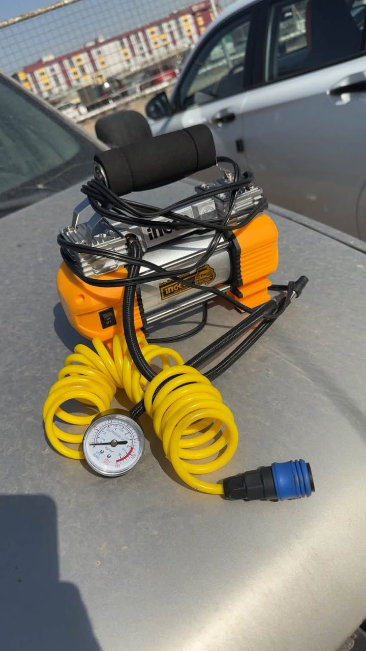 منفاخ سيارة 🚗 من ماركة أنجيكو للبيع. سعر 50 ألف وبيه مجال للمشتري.  هاتف ‭+964 772 607 2333‬
