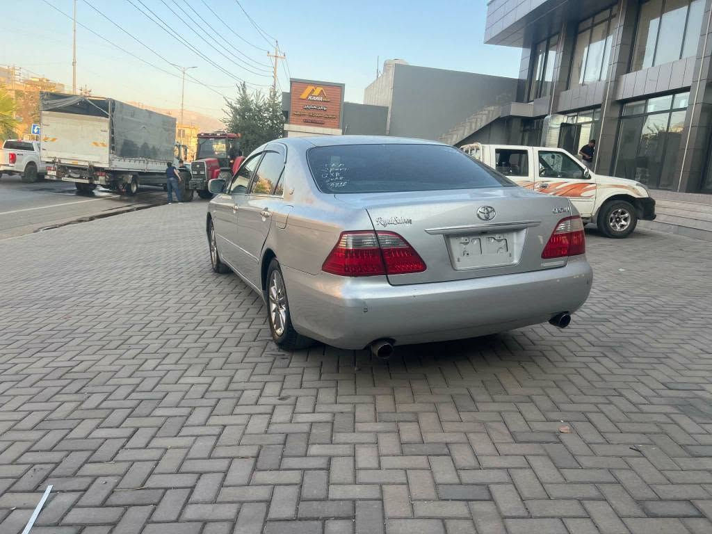 سەرەتا بە ناوی خوای گەورە 
شاهینە ڕۆیاڵ 
مۆدێل 2007 ساج مەلەکی 
شتێکی پاکو جوان 
گێڕو مەکینە بچوک بە گەورە مەرخوب
سێ دوگمەو پەردە 
سەیارەکە بێ کێشەیە بێ تەقەو ڕەقەیە 
کەڤەرو شانسیو بەدەنو داعمو لێدراوی گشتی بەشەرت سەقفو حیزام بەشەرت ماڵی دۆستە 
سعریشی خوار بازاڕ ٤٩ گوڵاو ماعمەلەیەکی برایانەشی تیایە مشتەری لە خزمەتام 
شوێن سەید سادق ***********
ژ.م *********** السليمانية, العراق
