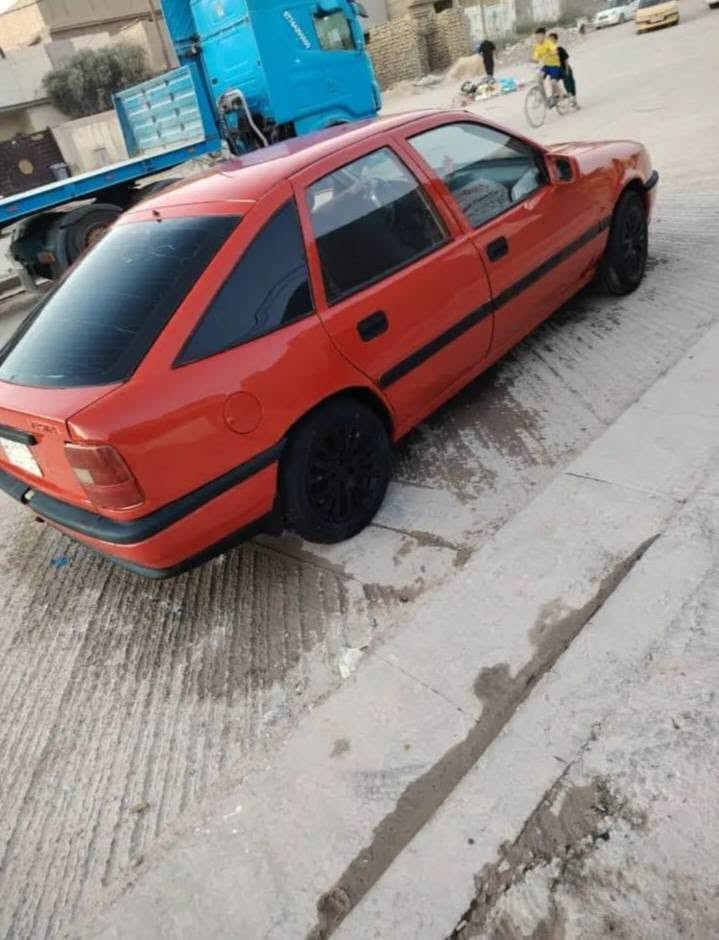 السلام عليكم 
اوبل فكترا للبيع 
رقم نجف مكانها بابل ابو غرق 
مكينه وكير نضيفات لا تنقيص ولا تبخير 
سلف جديد باتري جديد سياره مرتبه وكاعده 
السعر 23 وبيها مجال جدا بسيط 
رقم ***********
