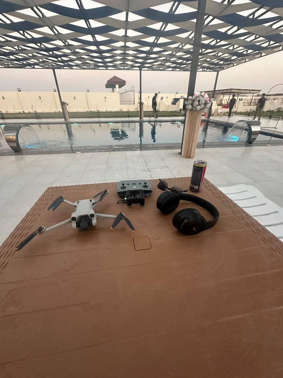 Mini3pro للبيع
مكاني صلاح الدين ماعندي توصيل
سعرها مناسب جدا راسلني وتدلل

+مطلوب  ماڤيك3

نص مكتوب في الصور:
- Meta AI