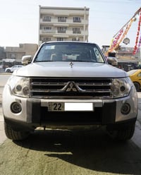 باجيرو حبتور اعلى فئه كامل موصفات  موديل 2008 محرك 3800 خليجي مكفوله م...