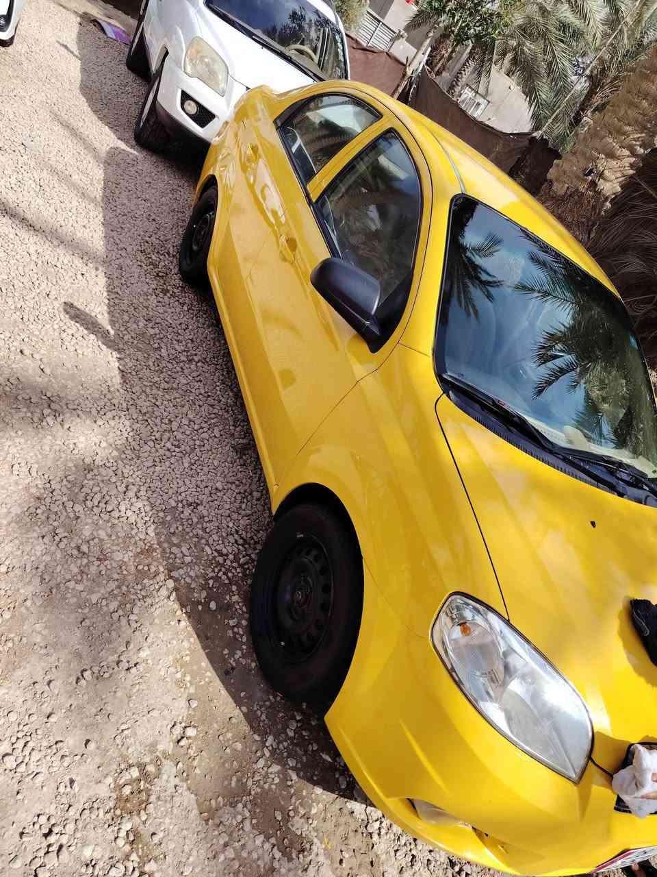 يالله سلام عليكم افيو ٢٠٠٩ خليجي محرك مفتوح مو مسكر مكينه وكير جدد بسمي رقم انكليزي حادثه بنيد بس صبغه جديده حلوه كلها جاهز تخم تاير صارله سبوع سعره ٤٩ وبيها مجال للطيبين مكاني دوانيه ***********
