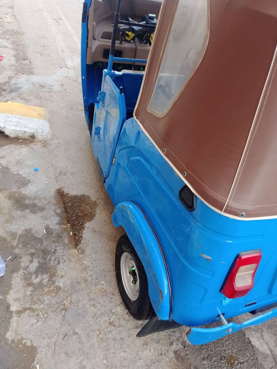 تكتك 23 شهر 12 مكينة كفالة بس زنجيل بدل السعر 11ونص بيهة مجال بكان بغداد الشعلة تواصل ***********
