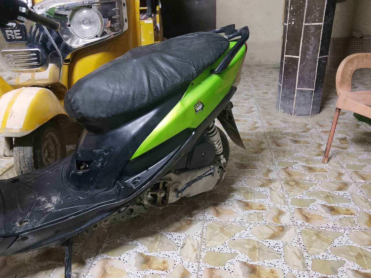 السلام عليكم دراجه ماكس عدله للبيع نكره سلف وهندر  شلعه ومعدل  لايت عالي ناصي رماش  قبق هندر جديد بوشه 55 ويلكب رياضي نجمه بكاني ببغريب بلشهداء السعر مال بيع 400 الشراي ايخابر او ايراسلني عل الوتساب رقم***********
