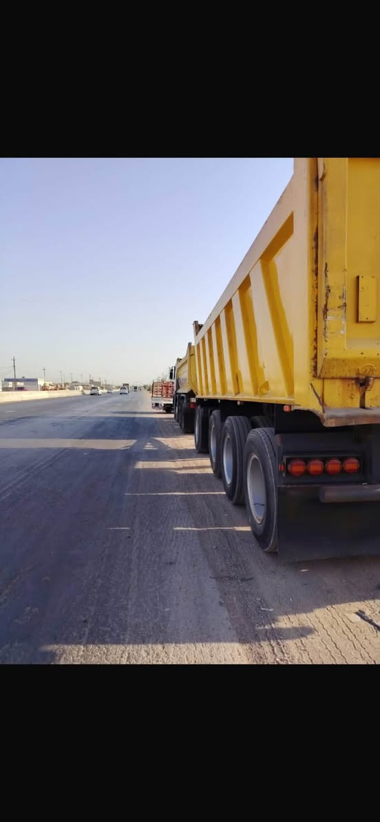 السعر راس وعربانه ب٥٨٠ وبيه مجال  موديل ٢٠٠٦ رقم بغداد مربوطه ٣ لوحاتً كير كهربائي مكينه 44 شاصي 41 تخم تاير راس وعربانه مكفوله من الصبغ جاهزه للعمل مكان بغداد الاستفسار ***********
