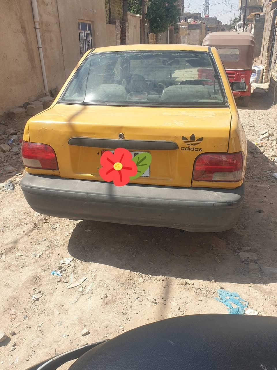 سلام عليكم سايبه للبيع رقم بغداد  موديل ١٢ سياره زينه مال رزق مكينه وكير جدد صدر زين شواصي معمره تبريد يراد بس غاز  سعر ١٩ وبيه مجال رجأ موشراي لايخابر ينطي موعد هاذ رقمي ***********
