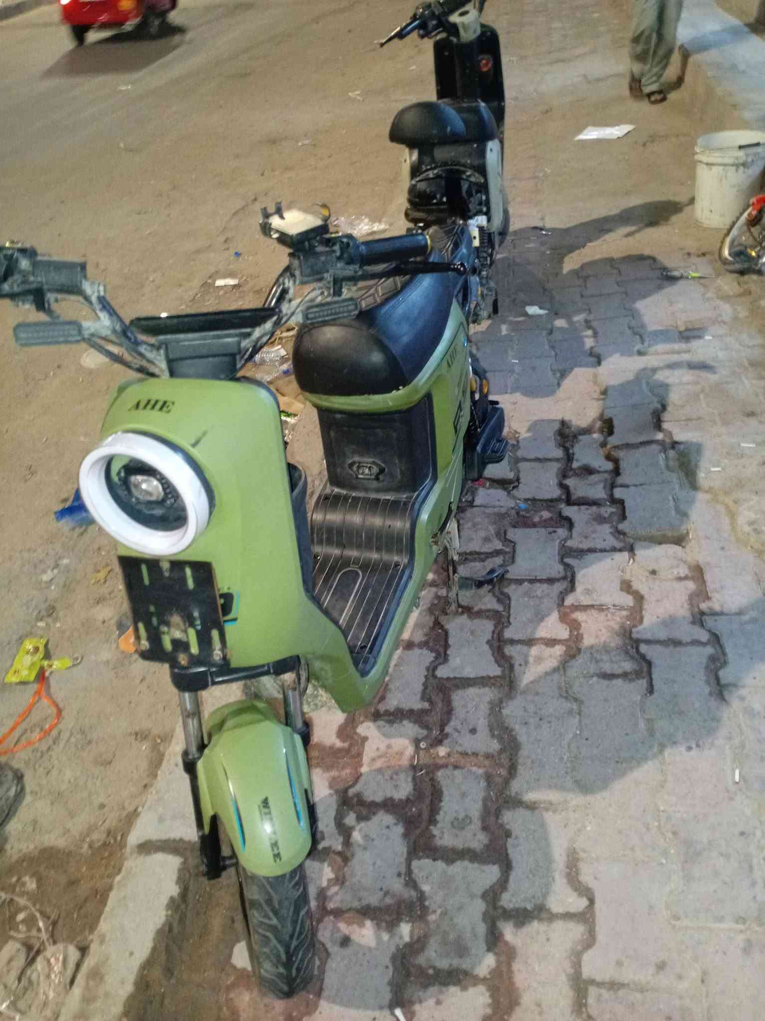 R9 • نضيفه • باتريات نص عمر