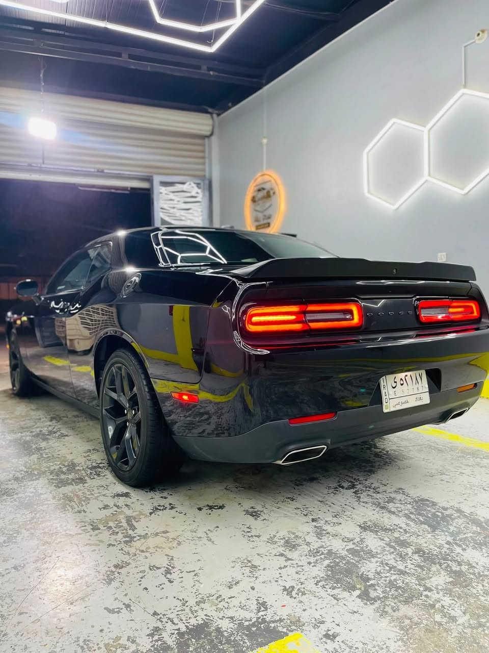 دوج تشالنجر SXT 2022 بلاك توب
للبيع او المراوس 

 محرك 6 سلندر 3600

 كير أوتوماتيك 8 سرعات 

مواصفات السيارة

•  شاشة وسط

•  كاميرا خلفية

•  مثبت سرعة ذكي

•  ويل 20 بلاك توب

•  إضاءة LED 

•  السياره ماشيه 62 الف كيلو متر  

•تايرات تخم جدد وادامة مكينة السيارة بدون اي نقص  

•كير محرك كهربائيات صدر تبريد كفالة

 حادث السيارة كلش بسيط طخة بسيطة من جوا بالفرممة ومبدلة بوحدة تفصيخ فقط

الگشر مكفول من الصبغ والتصليح عدا رصعة بسيطة بالجاملغ الخلفي 

 السياره رقم بغداد باسمي تحويل مباشر 

مكان السيارة ديالى بعقوبة
***********
