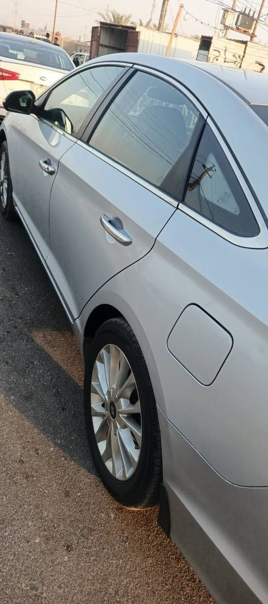 سوناتا خليجي موديل 17 رقم  مثنئ انگليزي بسمي محرك 2400 دوش بيه صبغ جاملق وبنيد بيع مستعجل  السعر 128 
رقم مبايل *********** مكاني السماوه الرميثة
