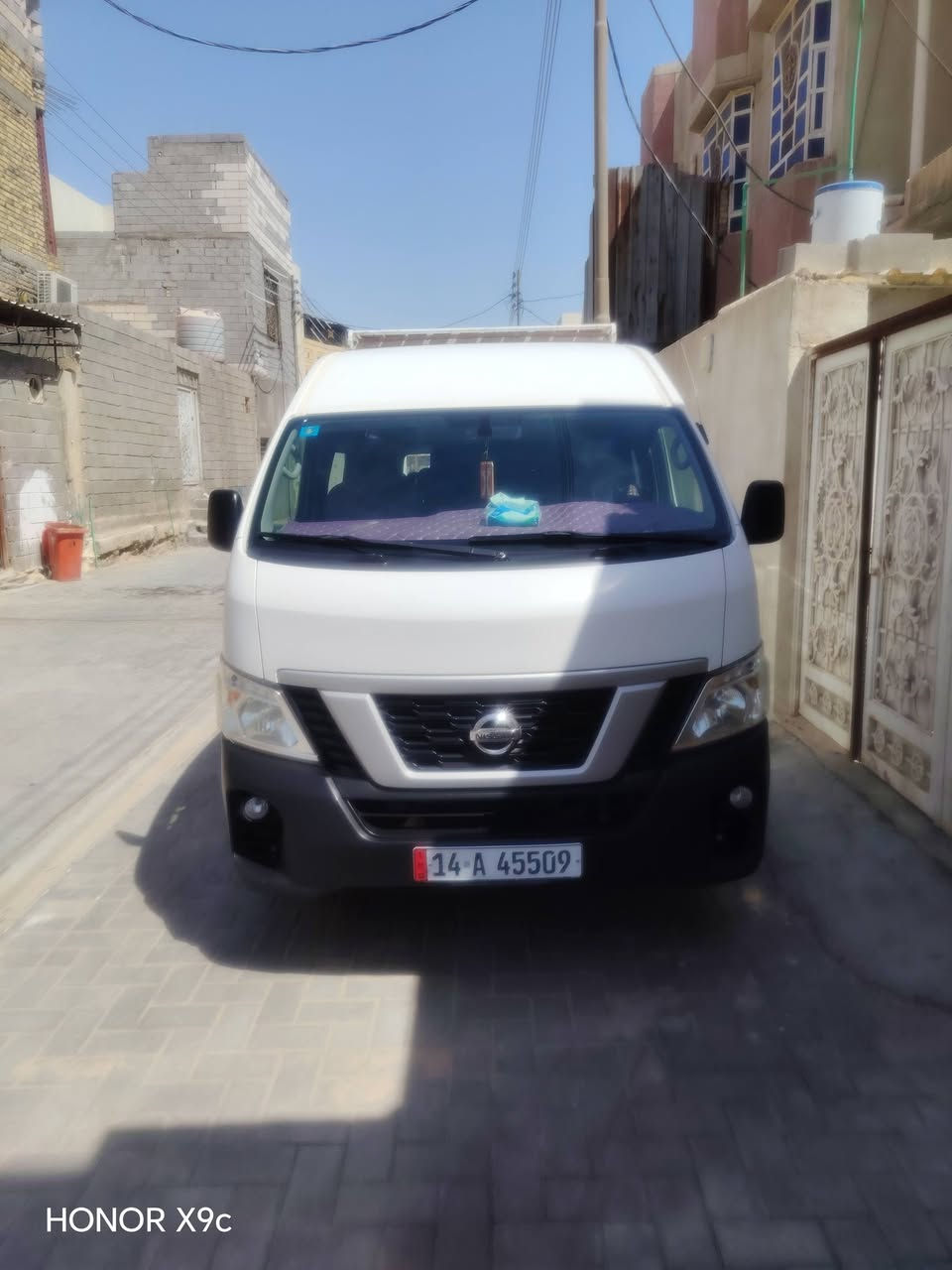 سلام عليكم نيسان اورفان موديل 2019 تبريد ثلج  محور مكينه وكير كفاله بيه صبغ قليل باب سلايت فقط وبارد باب العبري تخم تاير جديد حداده ستوني نافظه باسمي السياره مكاني بصره الزبير سعر 205$ وبيه مجال قليل للاستفسار اتصال على الرقم ***********
