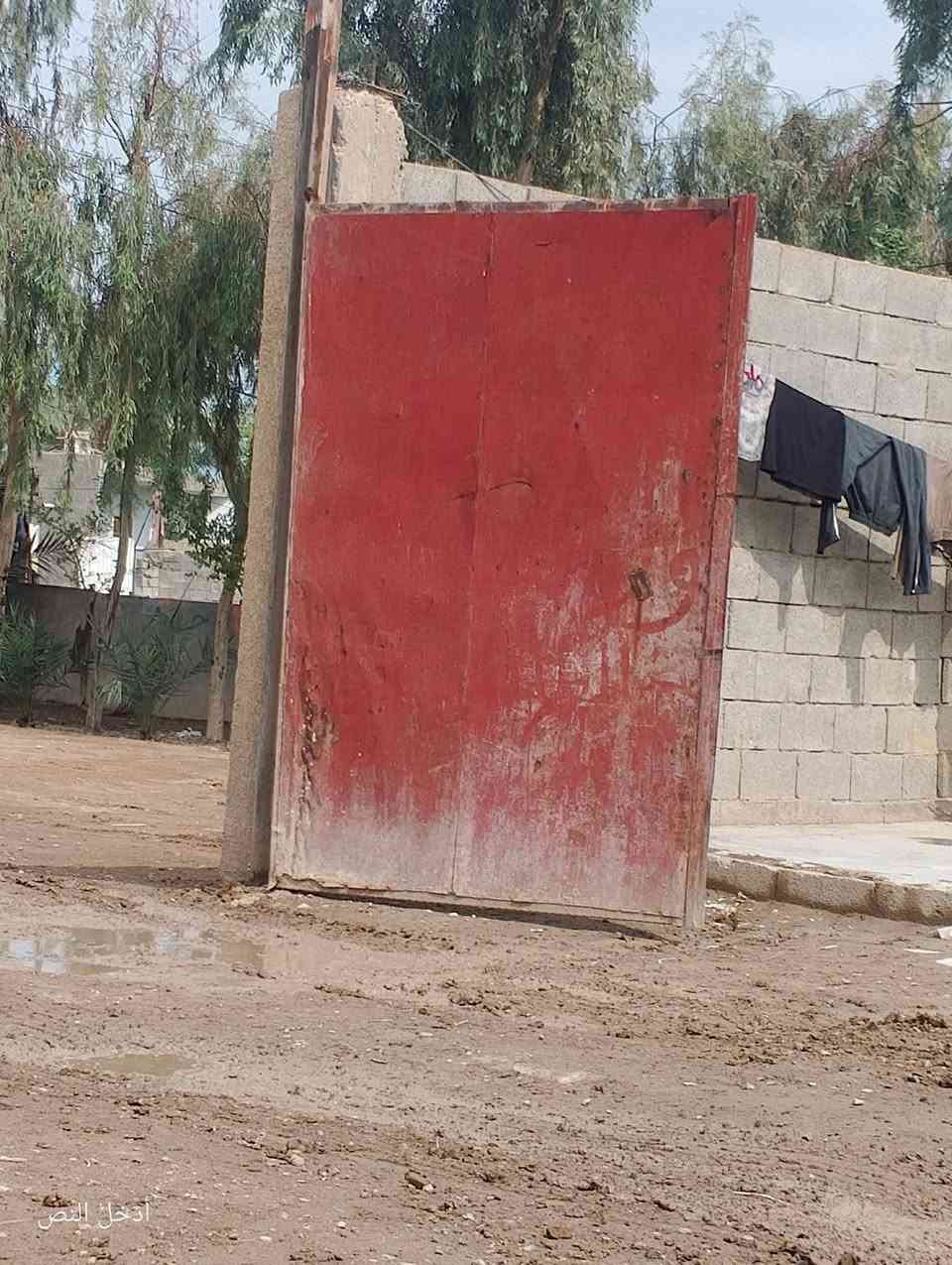 باب • للبيع