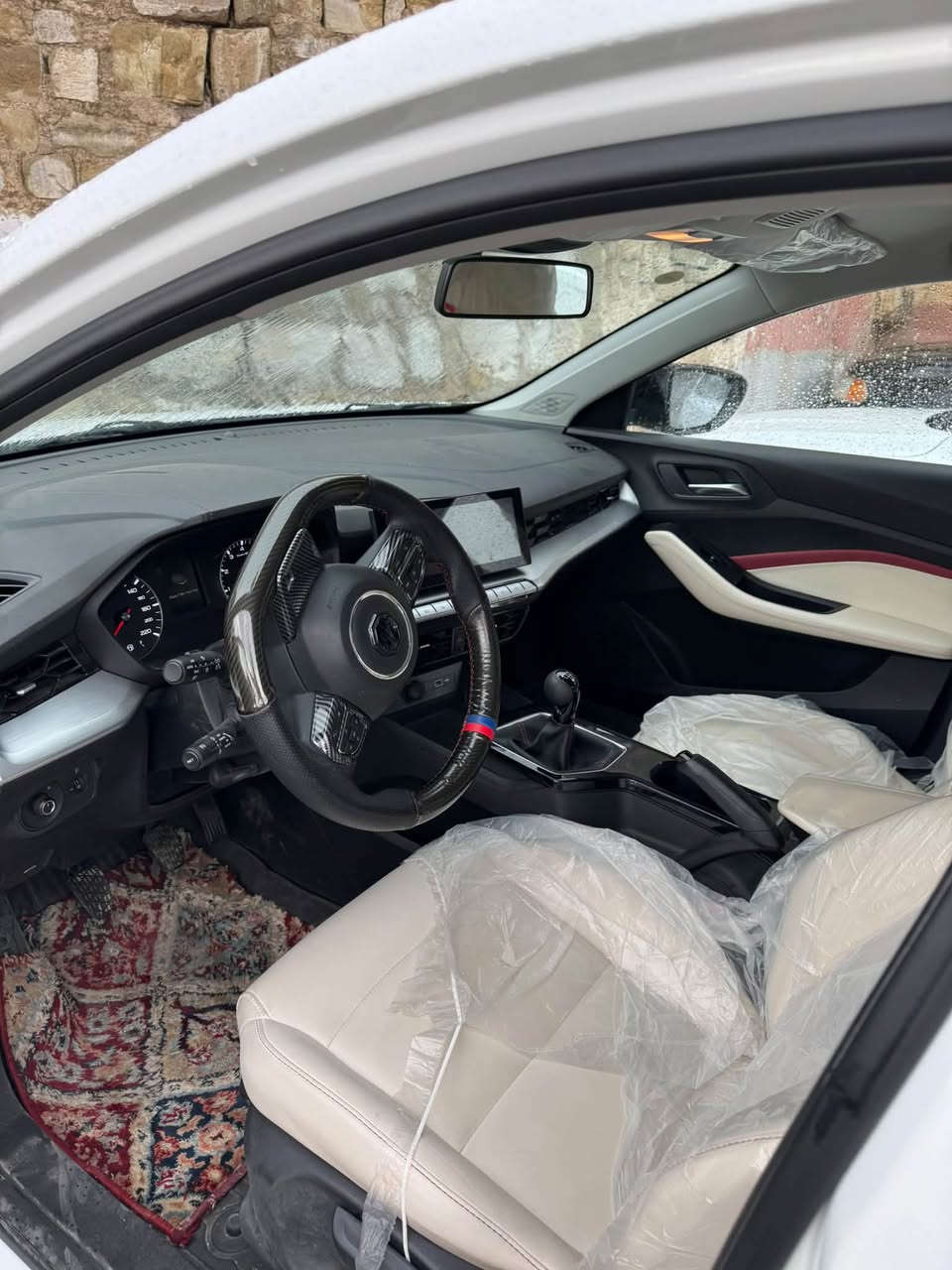 mg gt 2025
گير عادي ٩ هه زار رؤيوه بيلاو ناو سپي كامل جوانكاري
سه ياره كه به س ماشاالله ي ئه ويت 
هه موو گياني به شه رت 
ده عامي بؤ ده عامي هـيچي پيوه نيه بي بؤ ياخ بي سارد
گيرو مه كينه و كاره باي ته حويل و غرامه به شه رت
***********
