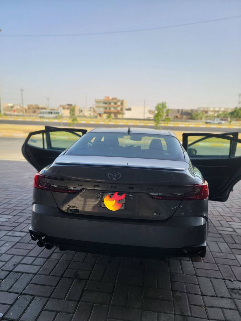 Toyota Camry 2025
تويوتا كامري ٢٠٢٥
الشكل الجديد كلياً 

مواصفات SE  -رادار امامي و جانبي-خلفي) 

مكينة ٤سلندر حجم ٢.٥لتر
بانزين و هايبرد- HEV🔋

ماشية 10ميل 

وارد امريكي بي بنيد مبدل
السيارة كلش حلوة و نظيفة 
رقم الشاصي مع الصور
رقم انبار داخله شهداء 

للإستفسار...***********
