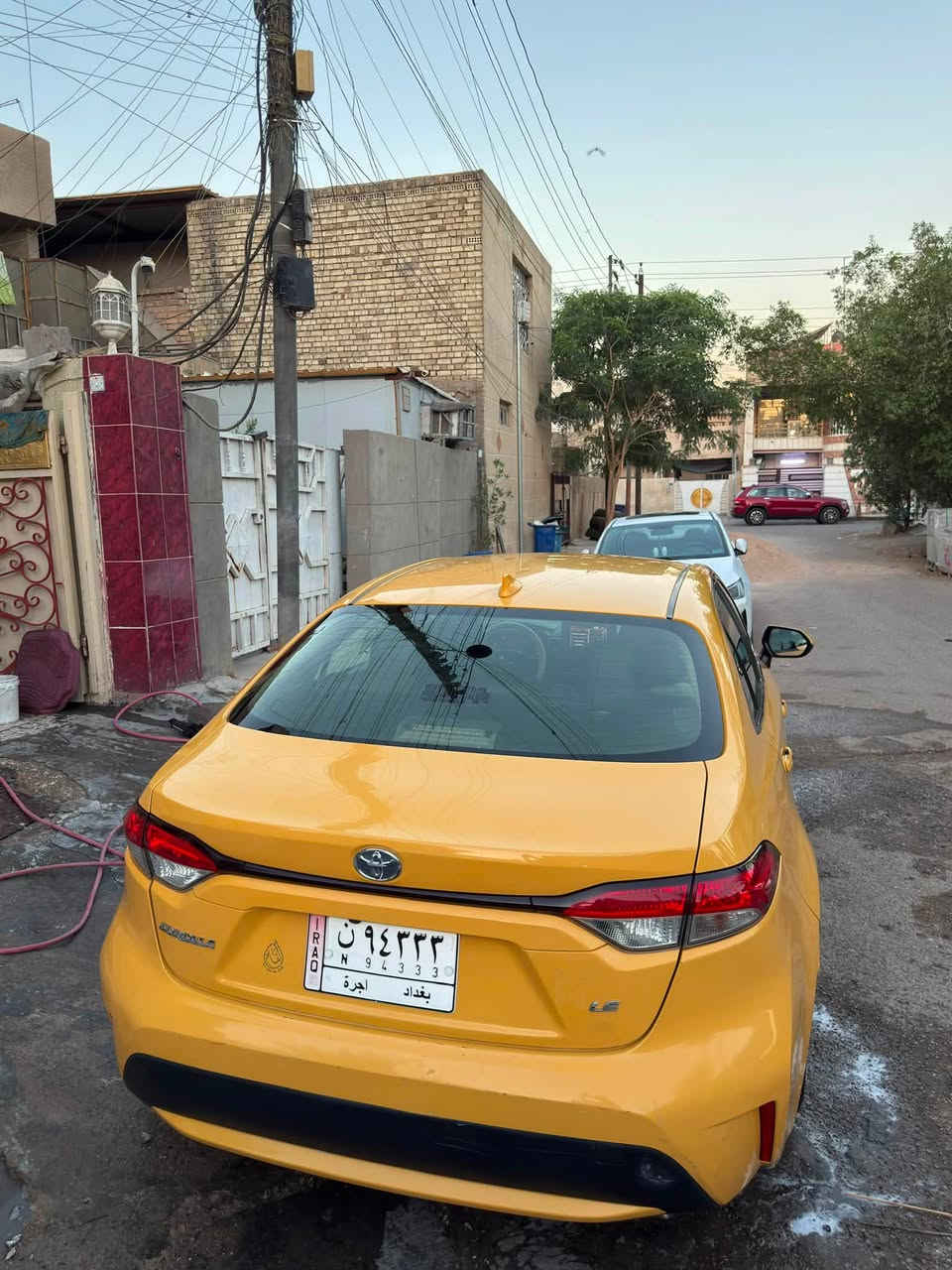 السلام عليكم للبيع كورلا موديل 2020 وارد امريكي حادثها جاملغ وبنيد   وصور الحادث داخل المنشور 
مواصفاتها 
ABSمانع انزلاق 
كروز سرعه 
رادار امامي 
تحديد مسار 
سايد بريك بصمه 
اوتو هولد 
مكينه 1800 المرغوب 
منضومه تبريد جديده
صدر جديده 
 ماشيه 215 كم السيارة رقم بغداد باسمي
مصفره هيئه وغرامات 
‼️السعر 137 وبيها مجال قليل

مكانها بغداد الشرطه الرابعه/حي المواصلات 

📞رقم الهاتف  ***********
