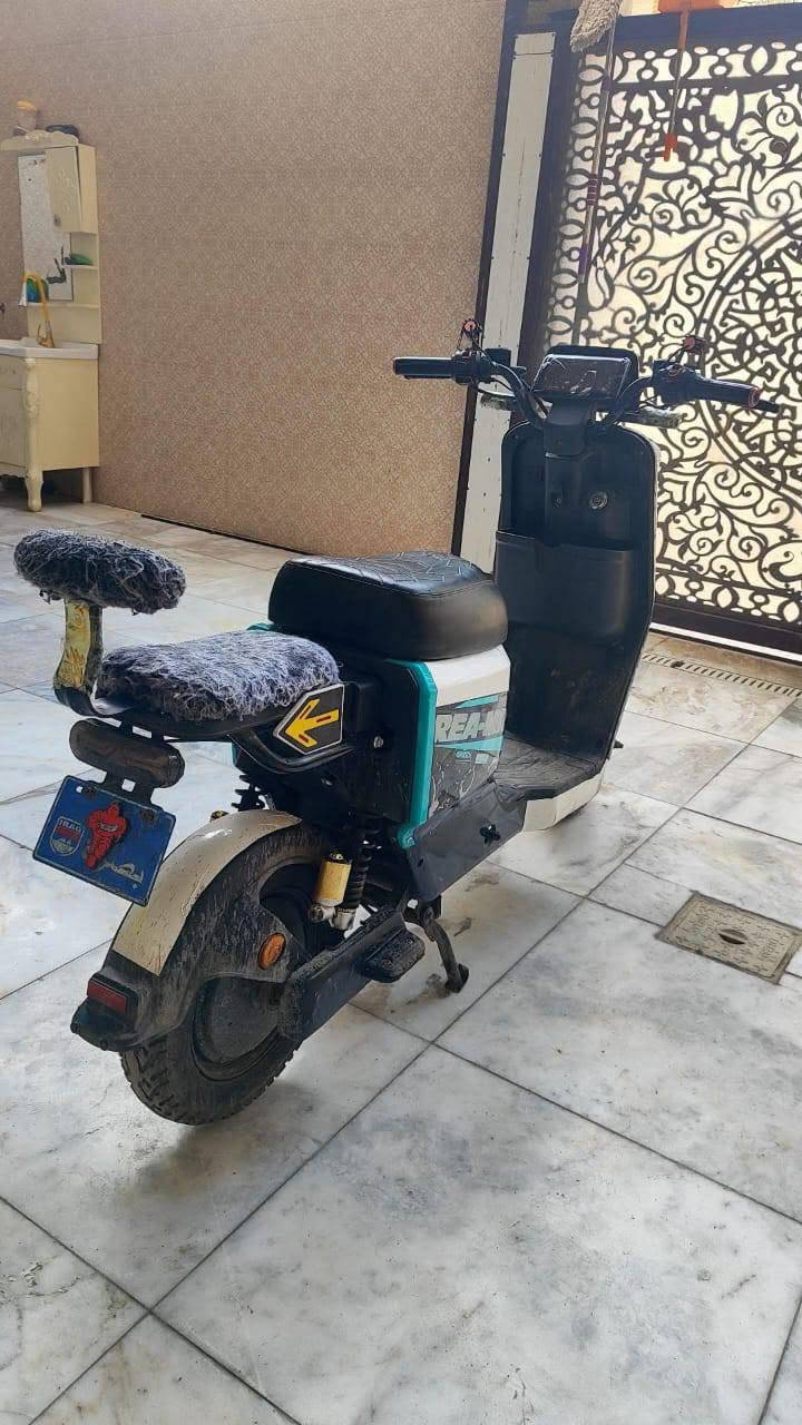 دراجه ار سبعه دراجه نضيفه بطاريات ولي الاصليه الحفر وسعرها رخيص وماكو مثله بسوك تقضل خاص***********

