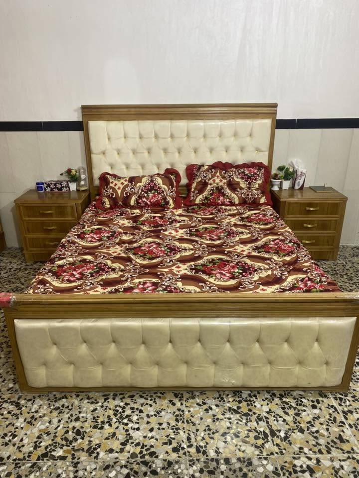 غرفه نوم صاج اصلي عراقي جديده ماخذها ب2 ونص جديده ومكفوله بعدها بليلون اريد ابيعها 1750 مكاني بغداد ***********
