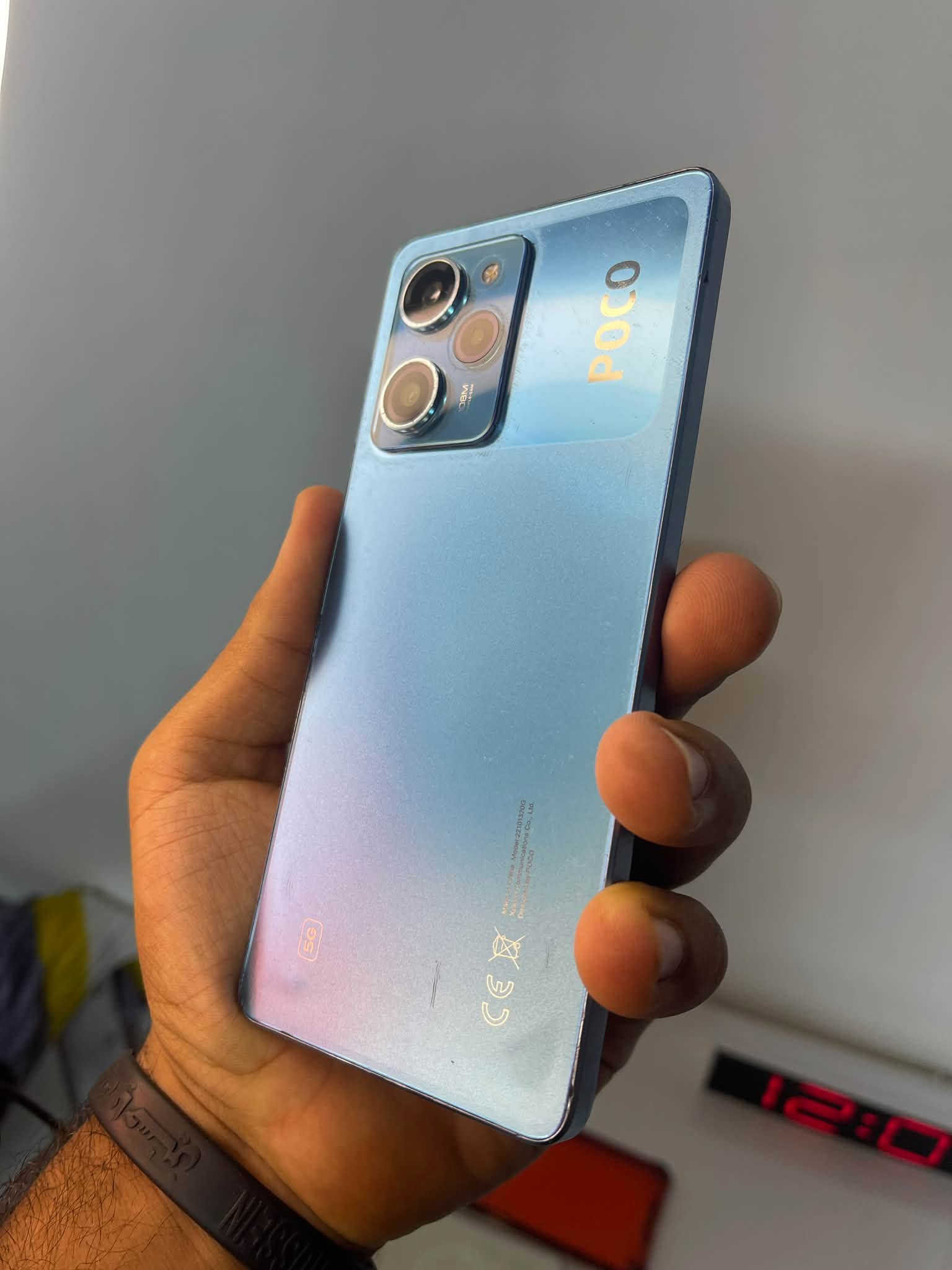 سلام عليكم للبيع POCO X5 Pro 5G وحش العاب سعر 250
في جميع العاب مواصفات الجهاز :

معالجه snapdragon 778G 5G

جهاز قوي يشغل 90 فريم ب بوبجي 

حجم البطاريه 5000 

ذاكرة الجهاز 256G وحجم الرام 8G 

الشاشه : 6.67 بوصة AMOLED

معدل تحديث الشاشه 120H

الكاميرا الخلفيه 108MP + 8MP واسعة + 2MP 

مبدل فقط الشاشه نوعيه كلش راقيه اخت الوكاله 

الجهاز ويا شاحنه وكفر وكارتونه وسماعه اير بود 

مكاني البصره كرمة علي 

***********

