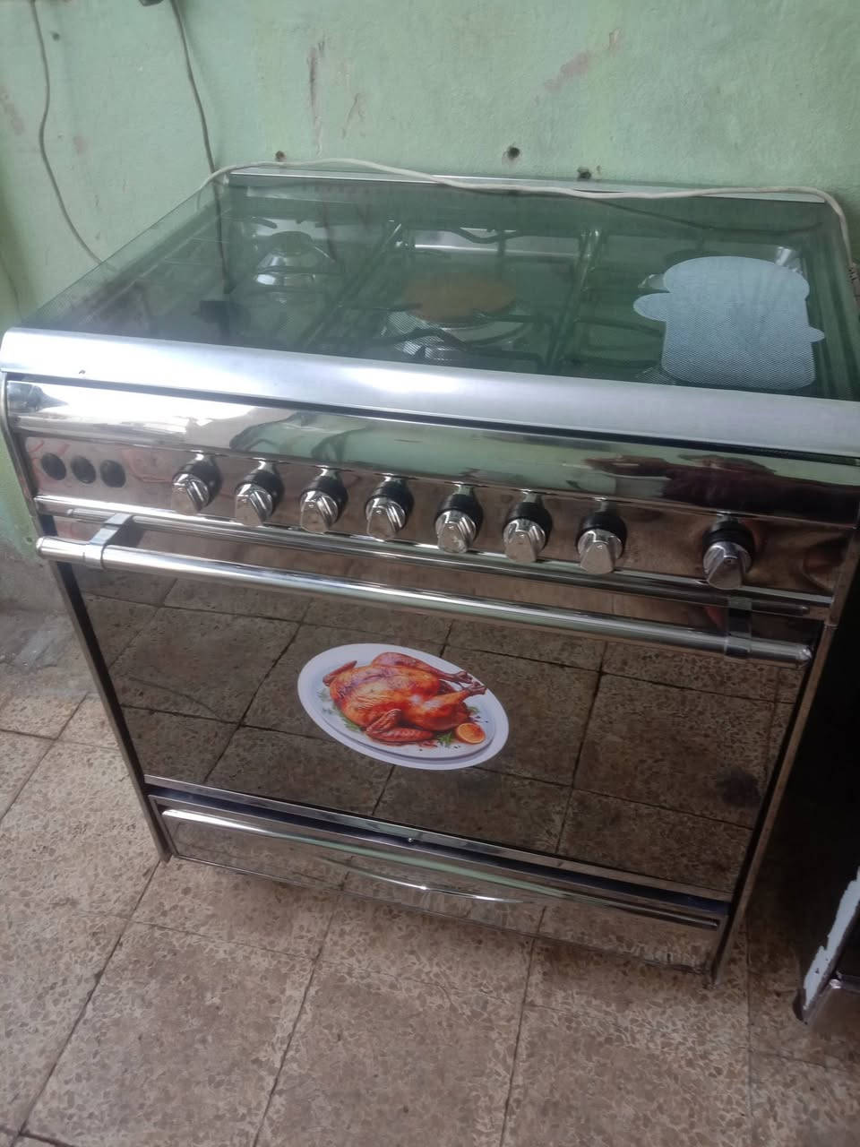 طباخ للبيع يونفرسال مصري طباخ حيل نظيف كلو شغال شرط الفرن يشتغل خطين سوه كهرب شواي كلوب شغال موصل الايمن مدخل شارع العكيدات للاستفسار عالرقم وبي واتساب *********** الخاص مفتوح
