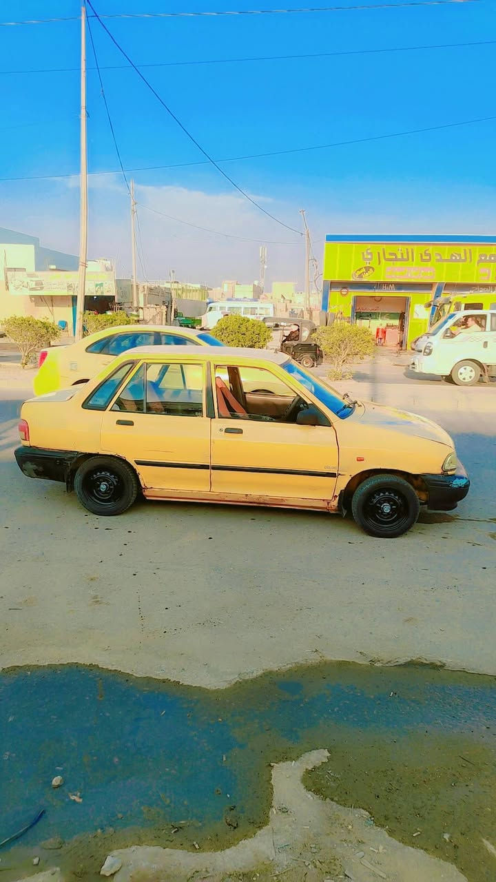 سياره سايبه موديل 11 سياره حلوه بس الرابع يفلت الثانويه لل 29 راعيها موجود ابيع كوم حديد سعر السياره عشر ورقات عنوان السياره العماره حي العسكري شارع الرساله مال المي رقم الهاتف***********
