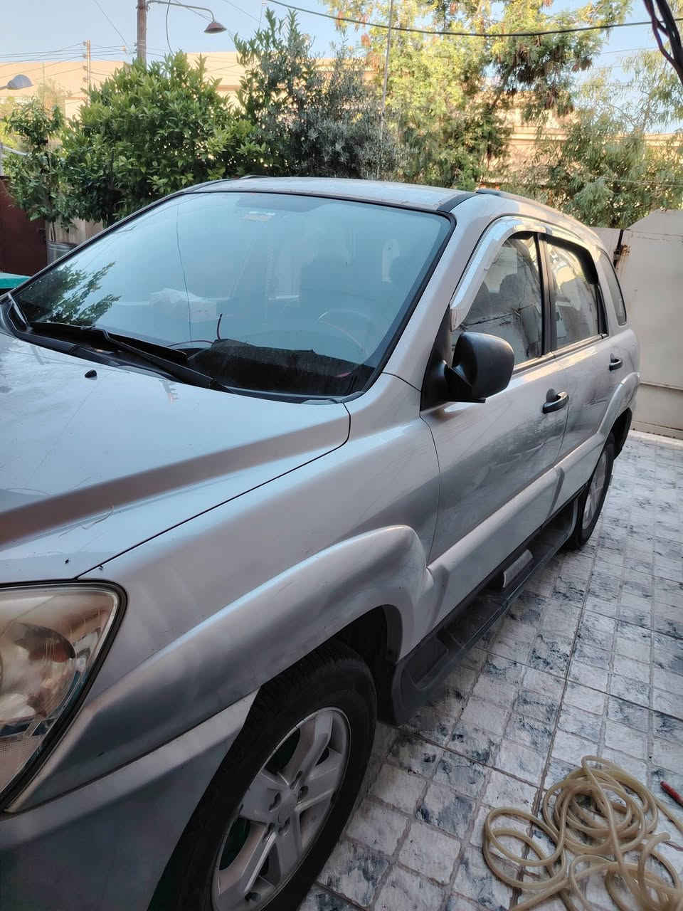 اللهم صل على محمد وآل محمد للبيع اسبورتج 2009 كفاله عامه من الضربه والصبغ محرك 2000 رقم بغداد بأسمي كير محرك شرط ماشيه 149 الف حقيقي قابل للزياده السعر 120$ العنوان كركوك ***********
