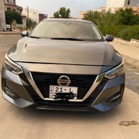 سلام وعليكم نيسان سينترا للبيع موديل (٢٠٢٢)گير مكينه بشرط ممفتوح ماشيه...