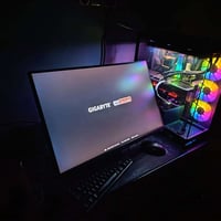 حاسبه بي سي pc للبيع  Gpu : Gigabyte Rtx 5070 ti gaming oc 3 fan 16 gb...