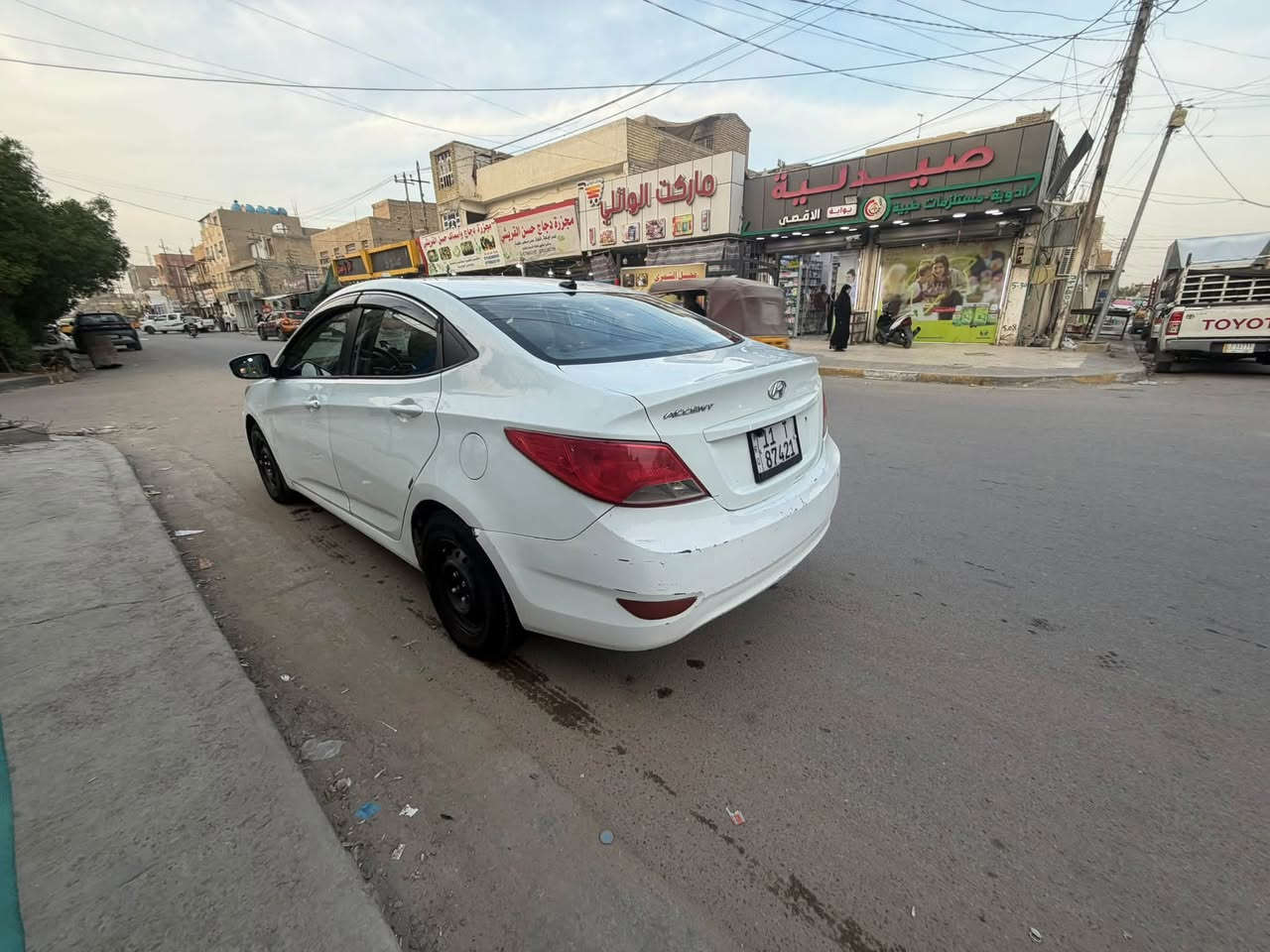 ٢٠١٦ • أبيض • مكفولة