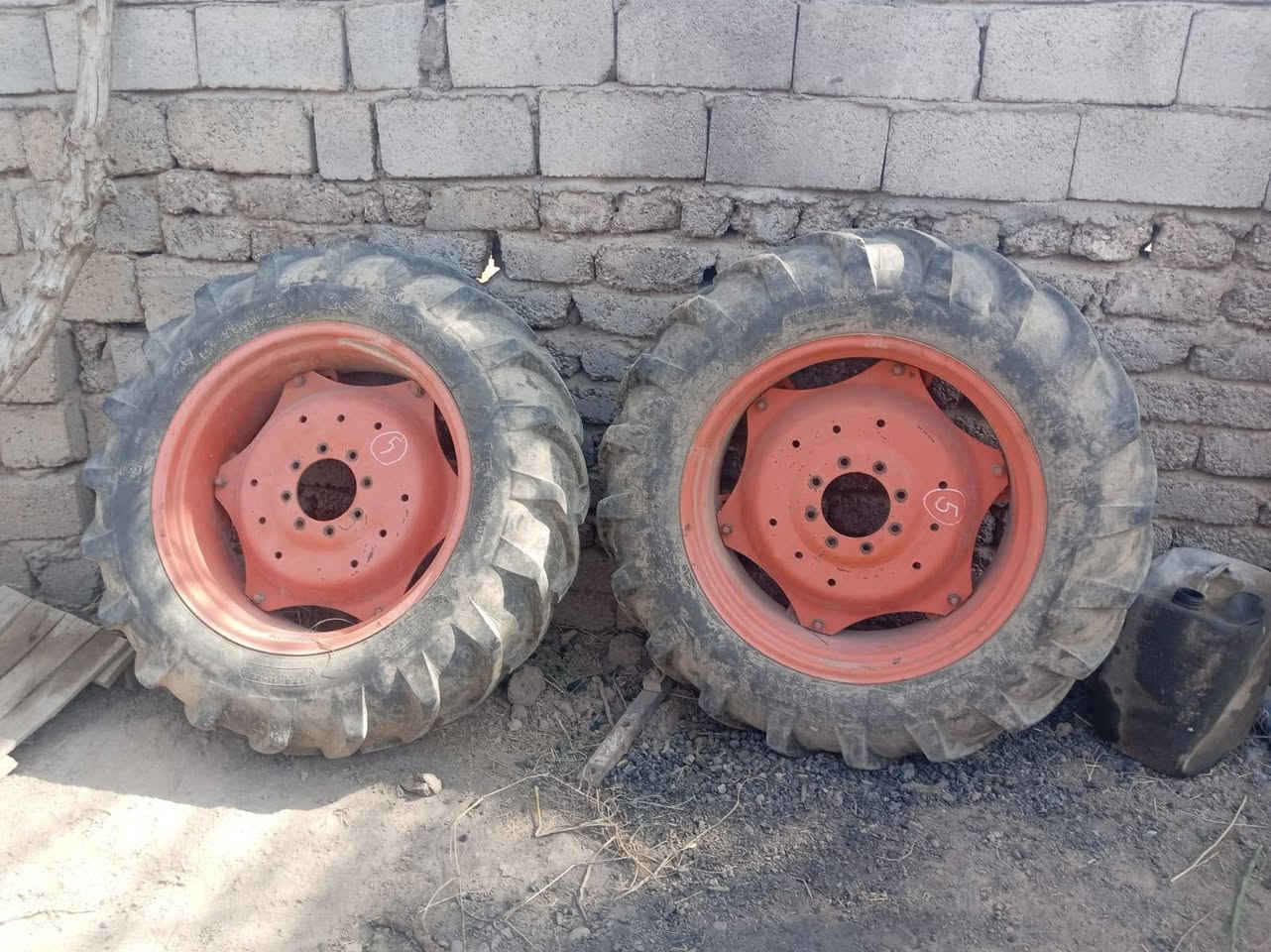 تايرات جديدة • ١٢/٤/٢٦ • ٢٨/٤/١٢