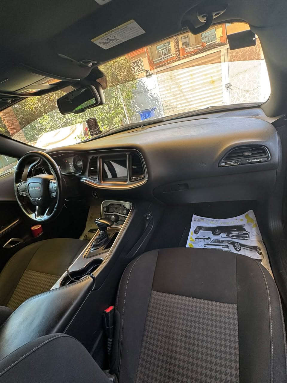 جالنجر GT V6 موديل 2021 
رقم بغداد بأسمي السنوية نافذة 
السيارة قطعتين صبغ جاملغ وبنيد 
ماشية 50 
السيارة جاهزة ومابيها اي نقص 
مكان السيارة بغداد الغزالية
للاستفسار ***********

