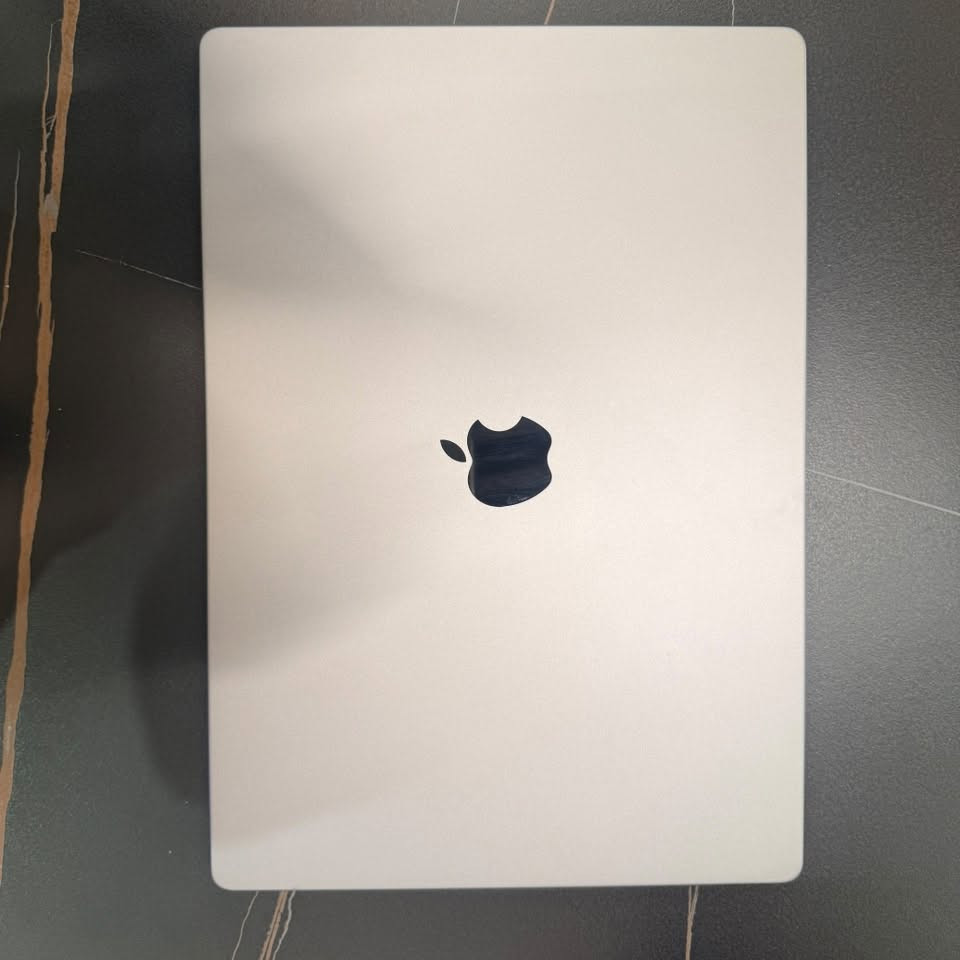 MacBook Pro M1 Pro
2021
Display 16”
Ram 16 GB
SSD 512 GB
صحة البطارية 100%
عدد دورات البطارية 17
نظافة 100%
الملحقات شاحنة فقط

السعر 1,575,000
يتوفر توصيل
***********

نص مكتوب في الصور:
- System Settings Edit View Window Help MacBook Pro Battery Information: Model Information: Serial Number: FSD22A75A880VC5B5 Device Name: bq40z651 Pack Lot Code: 0 PCB Lot Code: 0 Firmware Version: 0600 Hardware Revision: 100 Cell Revision: 4014 Charge Information: The battery's charge is below the warning level: No Fully Charged: No Charging: No State of Charge (%): 86 Health Information: Cycle Count: 17 Condition: Normal Maximum Capacity: 100% System Power Settings: AC Power: System Sleep Timer (Minutes): 1 Disk Sleep Timer (Minutes): 1 Display Sleep Timer (Minutes): 10 Sleep on Power Button: Yes Wake on LAN: Yes Hibernate Mode: 3 Low Power Mode: No Prioritize Network Reachability Over Sleep: No Battery Power: System Sleep Timer (Minutes): 1 Disk Sleep Timer (Minutes): 0 Display Sleep Timer (Minutes): 2 Sleep on Power Button: Yes Wake on LAN: No Current Power Source: Battery Hibernate Mode: 3 Low Power Mode: Off isait store's MacBook Pro • Hardware > Power About Q Search Sign in with your Apple Account Wi-Fi Bluetooth Network Battery General Apple Intelligence & Siri Accessibility Appearance Menu Bar Desktop & Dock Displays Spotlight Wallpaper Notifications Sound Focus Screen Time Lock Screen Privacy & Security Name Chip Memory Serial number macOS Displays Built-in Liquid Retina XDR Display Storage Macintosh HD 16-inch, 2021 isait store's MacBook Pro Apple M1 Pro 16 GB RXL96V3F2 macOS Tahoe Version 26.8.1 Display Settings... 16-inch (3456 x 2234) 464.83 GB available of 494.38 GB Tue 15 Sep 6:01 PM