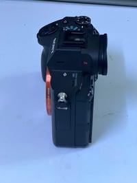 كاميره sony a7 miii نضافه ٩٥٪؜ شترها 9k السعر ١٣٠٠٠٠٠ قفل  رونين rs4 ن...