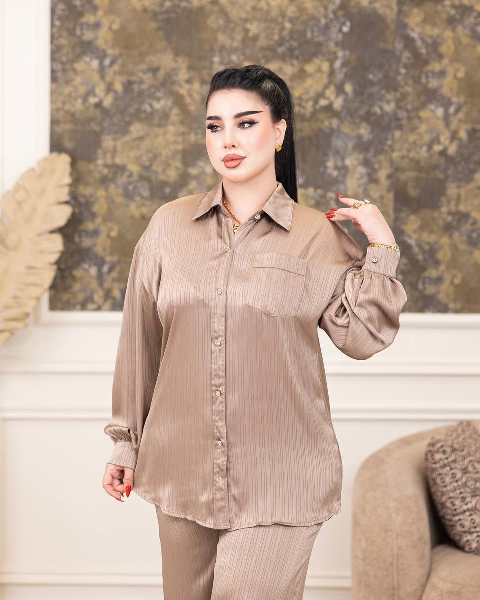 🔥💥 تخفيضات تحطيم الأسعار 💥🔥

✨💕 سوت نسائي أنيق وراقي 💕✨
😍 موديل يجنن وخامة فخمة تليق بيج 😍

🌟 الخامة: دابل درجة أولى
👗 القياسات: L  XL 2XL  
💖 قياس راهي وراحة باللبس

💰 سعر القطعة: 20 ألف فقط 🔥
📦 سعر الدرزن: 175 ألف

🛍️ لا تفوتكم العروض، الجودة والأناقة بأحلى الأسعار 😍
📩 للحجز والطلب راسلونا خاص
🚚 توصيل لجميع المحافظات
✅ شرط الفحص متوفر

#تخفيضات #سوت_نسائي #ملابس_نسائية #جملة_ومفرد #تحطيم_الأسعار
