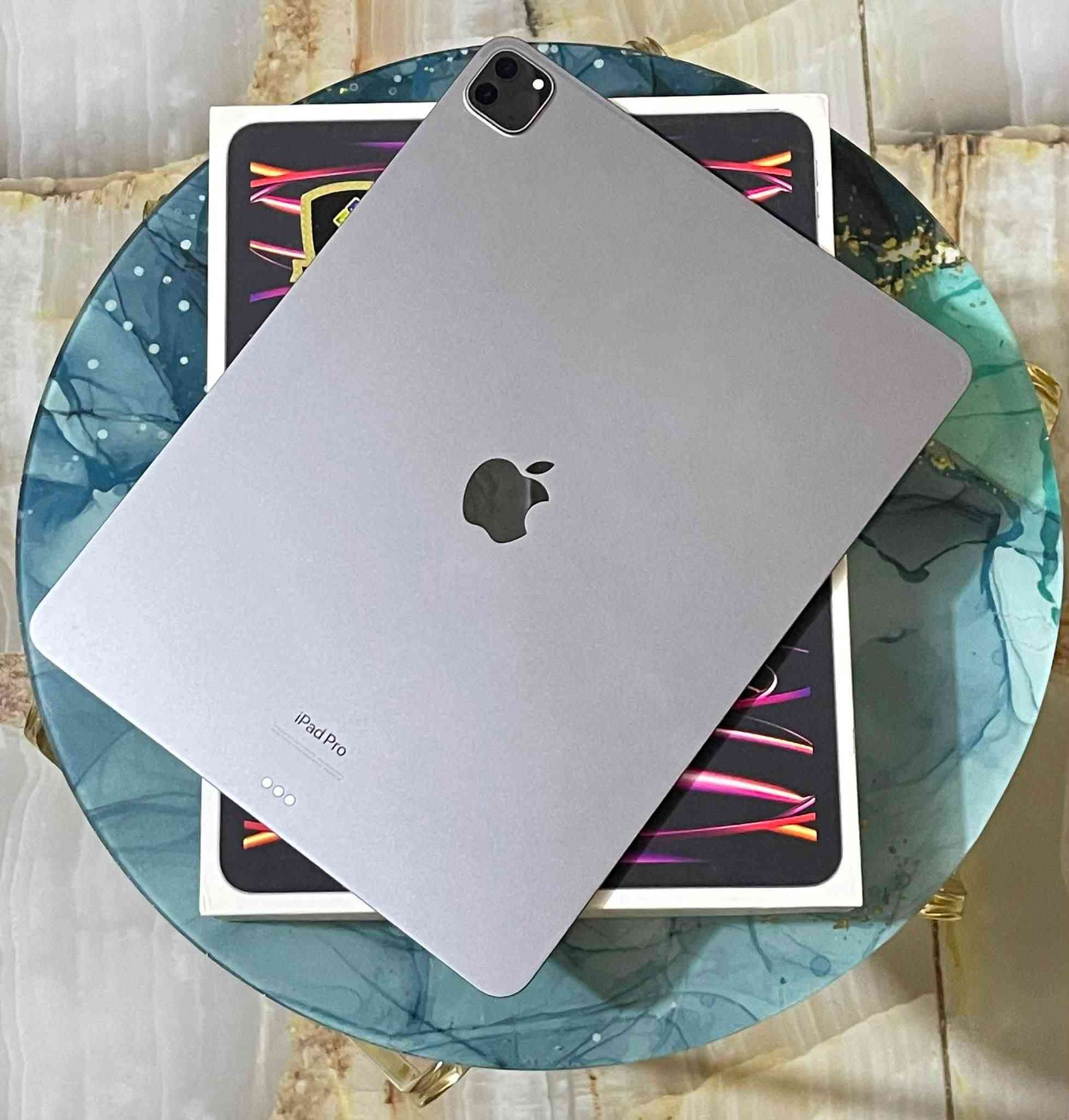 للبيع ipad pro 12.9 M2
الجيل السادس 
البطارية 84%
الذاكرة 256GB
نظيف جداً و خالي من الخدوش مع شاحن أصلي

للأستفسار الأتصال او المراسلة ***********
