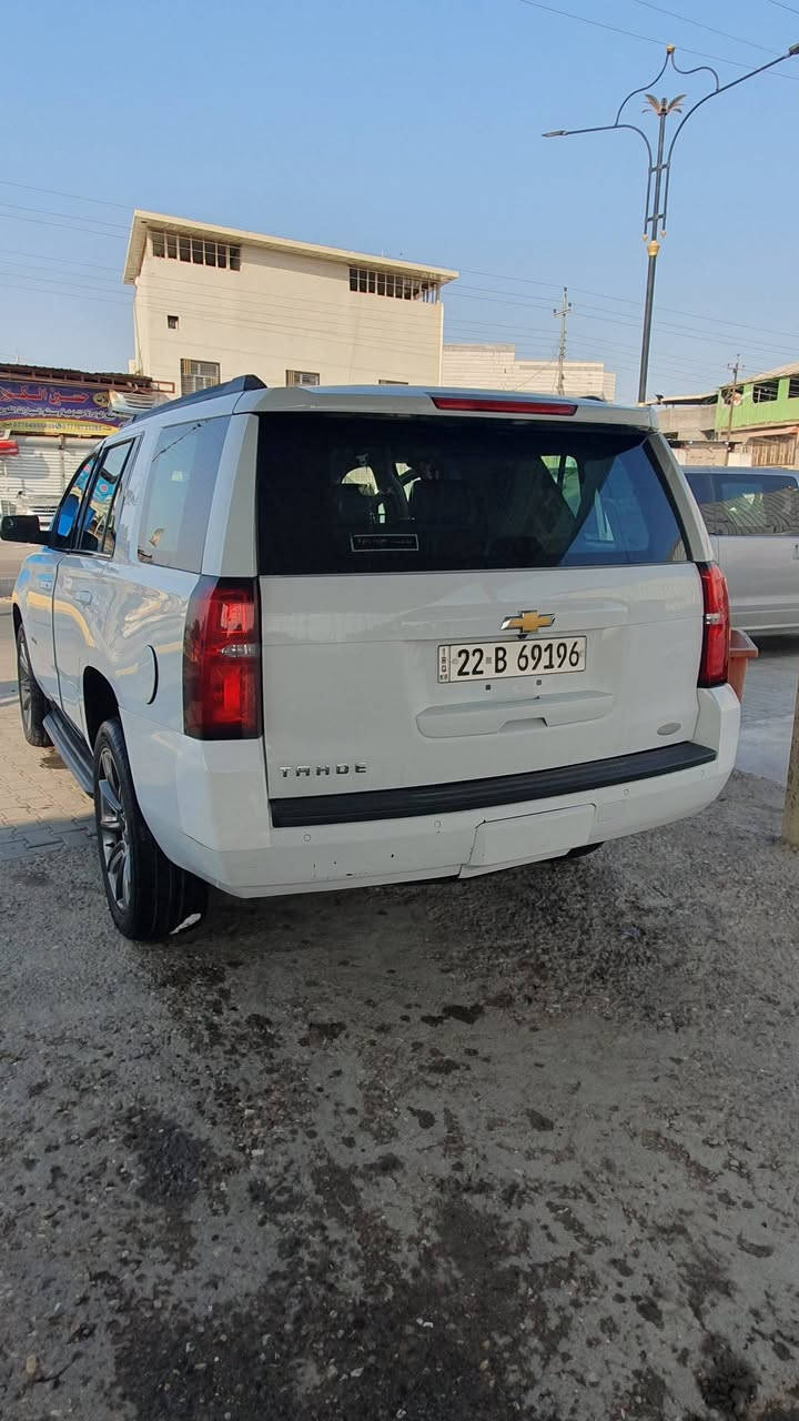 السلام عليكم ...
تاهو 2018 خليجية للبيع
الفئة ls مطور
المواصفات ....
فور ويل 
شاشة كبيرة وقاصة
رادار تفاعلي وتحذير تصادم وخروج عن المسار
محرك 5300 
السيارة ماشية 172000كم 
بيها صبغ فقط باب الجنطة ورصعات اثر استخدام 
الرقم اربيل دولي وكالة او تحويل
مكان السيارة البصرة ابي الخصيب
السعر 31000دولار
للأستفسار *********** واتساب موجود
