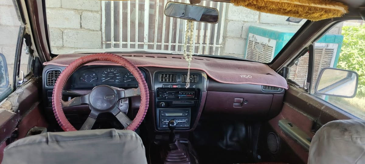 نيسان • ١٩٩٥ • محرك وكير زين
