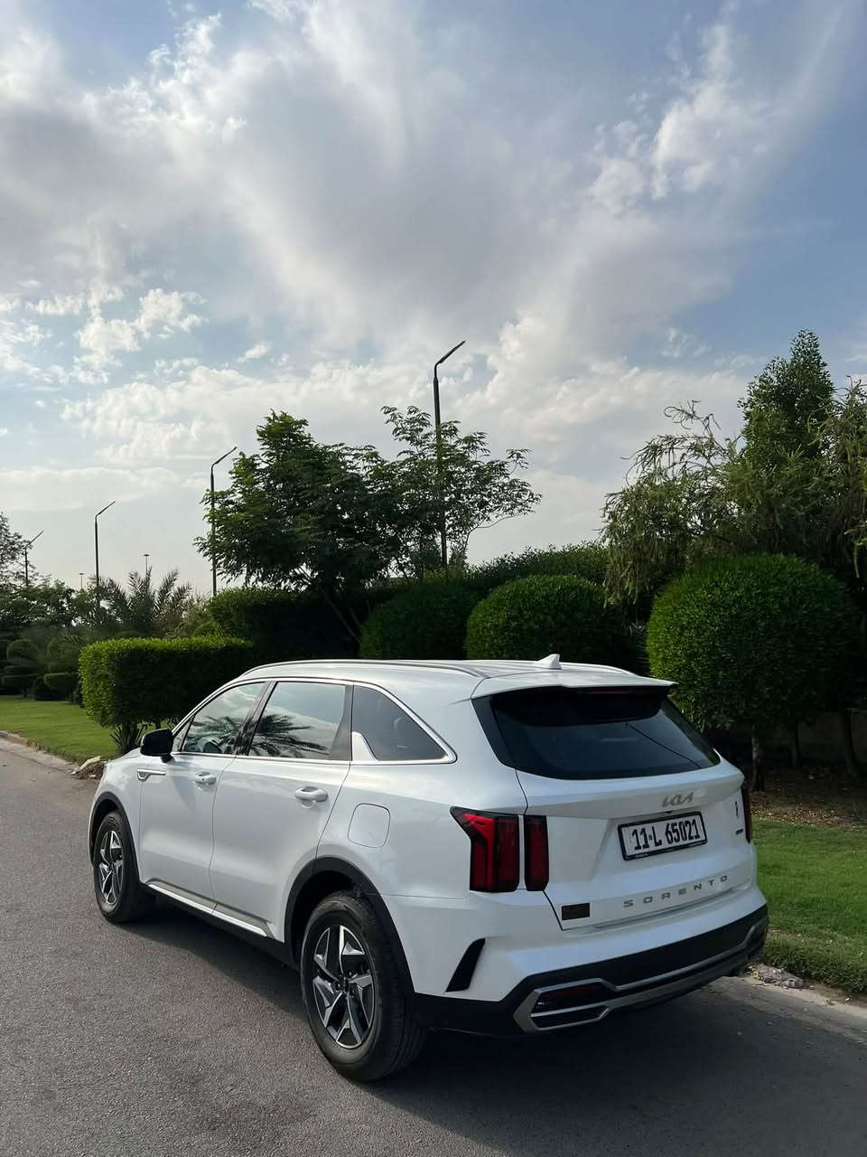 🚘 Kia Sorento Hybrid 2022 🚘

✨ هايبرد | 1.6 تيربو | 4 سلندر
⚡️ اقتصادية وقوية بنفس الوقت
🔹 S Hybrid
🔹 دفع أمامي FWD
🔹 قير أوتوماتيك
🔹 جنوط 17 إنچ
🔹 لون أبيض لؤلؤي 🤍
🔹 وارد أمريكي 🇺🇸

📍 مرقمة وجاهزة
📍 بغداد – حي الجامعة

📞 للاستفسار: ***********
