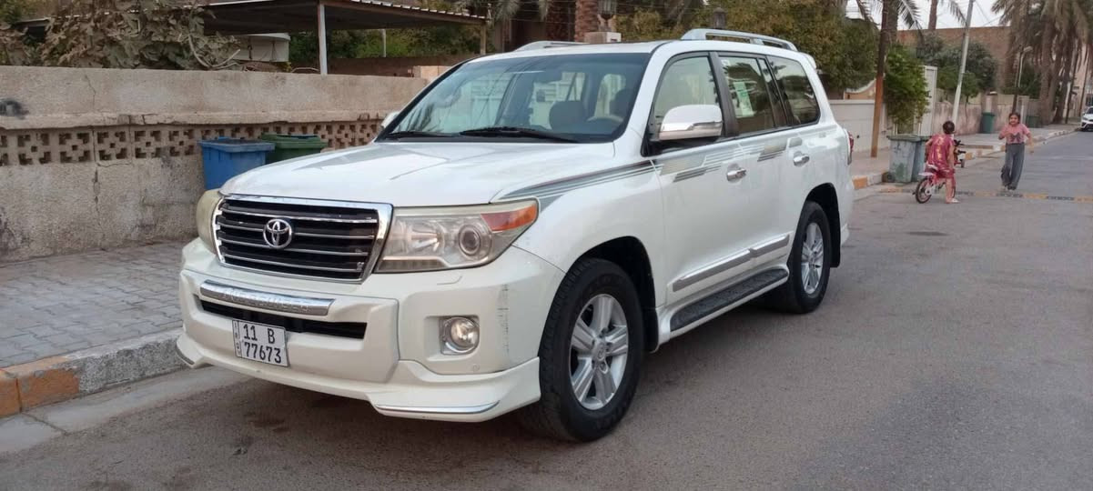 السلام عليكم اخوان لاندكروز 2014  مكفوله كفاله عامه للبيع او المراوس 36500$
مكاني بغداد
***********
