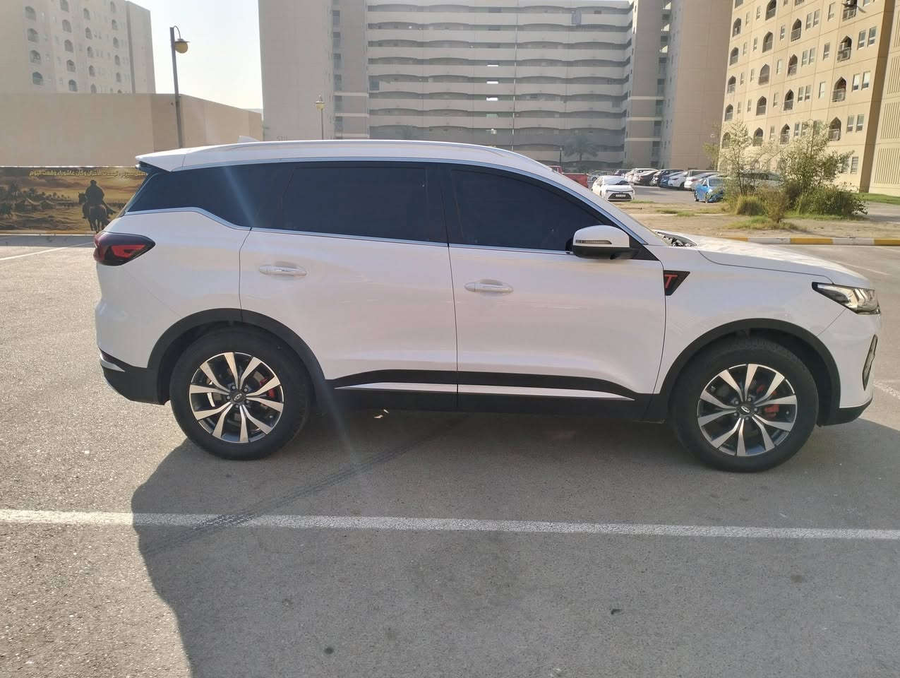 Chery tiggo 7 pro MAX
‎شيري تيكو ٧ برو ماكس شكل جديد

‎موديل 24
استلام 2026/5 شركة السراب اوتو
ماشيه 12 الف كيلومتر 
‎بصمه باب شغال.
‎تحكمات ستيرن 
‎تبريد قطعتين 
‎تبريد لمس
‎شحن لاسلكي 
‎شاشة عربي تدعم اندرويد اوتو 
‎هاند بريك بصمه 
‎اوتو هولد 
‎وضعيتين قيادة ايكو و سبورت 
‎وضعيه قيادة مال منحدرات 
‎تبريد بيانو لمس 
‎كشنات جلد
‎كشين كاره با
‎شاشات الكتروني چبير
‎4 جام كهرباء 
‎اشاير بالمري 
‎ماشيه   زيرؤ
‎ ‎مكفول كفاله عامه سعر 165$   بي مجال

***********
‎وتس أپ
