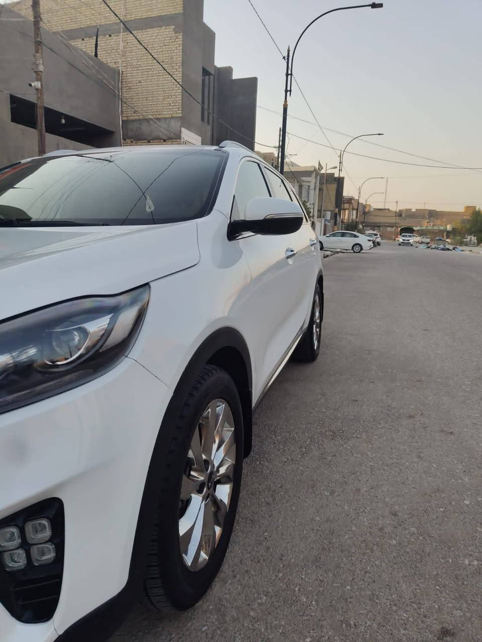 السلام عليكم
سورنتوا 2019 خليجي كفاله عامه  شكل 2020 دبل شباك

رقم مثنى 6سلندر 8كير 
تخم تاير 

ماشية 160 

فول مواصفات عدا البانوراما 

بصمه 

كراسي كهرباء 

كراسي جلد 

جنطه ذكية 

حساس امامي خلفي 

بردات خلفية 

3 قطه تبريد 

شاحن لاسلكي 

السيارة جديدة ع ايد وحدة 

مكاني السماوه

السعر 235 مع مجال بسيط 

 *********** 

غير متواجد على الفيس
