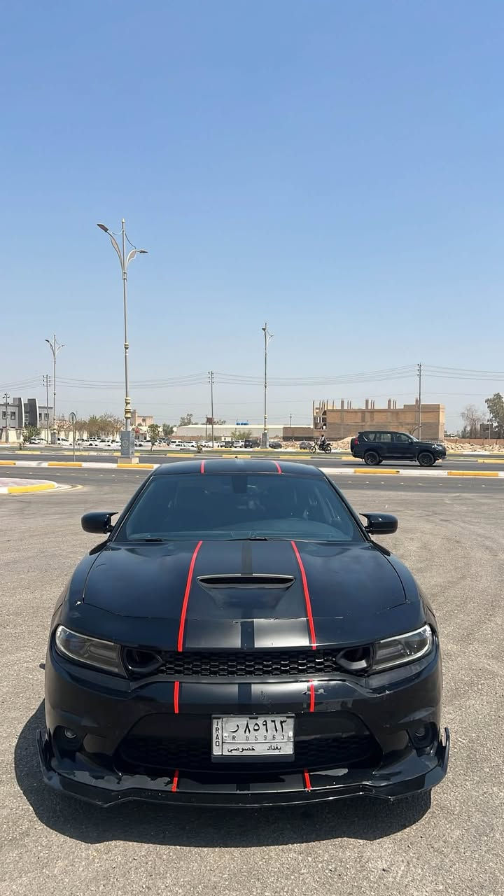سلام عليكم  ❤️
جارجر 2016 SXT 
فول عده الفتحه 
مكينه 3600 
اربع قطع صبغ موضح سونار بلمنشور 
لغد شاصي كفاله شرط 
رقم بغداد لل28 مشروع وطني 
مكينه كير حداديه تبريد كفاله 
مكاني كربلاء السعر.    138$  وبي شي بسيط مجال 
***********
