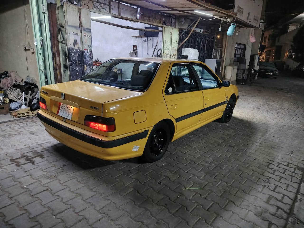 بيجو بارص موديل ١٥ مكان بغداد الحريه السعر ٤٥ بيه مجال ***********
