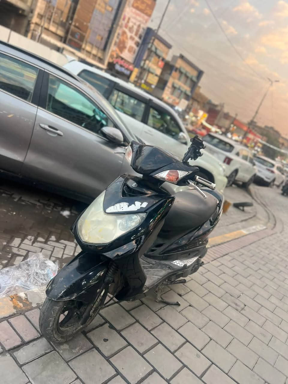 صار ٦  اشهر نازله أوراق موجوده إذا مفتوحه تأخذها من باب البيت  سكنس فحل كفاله عامه  ممفتوحه مابيها نقص تاخذها من باب البيت وجيب لفيتر ليعجبك مكاني بغداد حي اور *********** السعر 650
