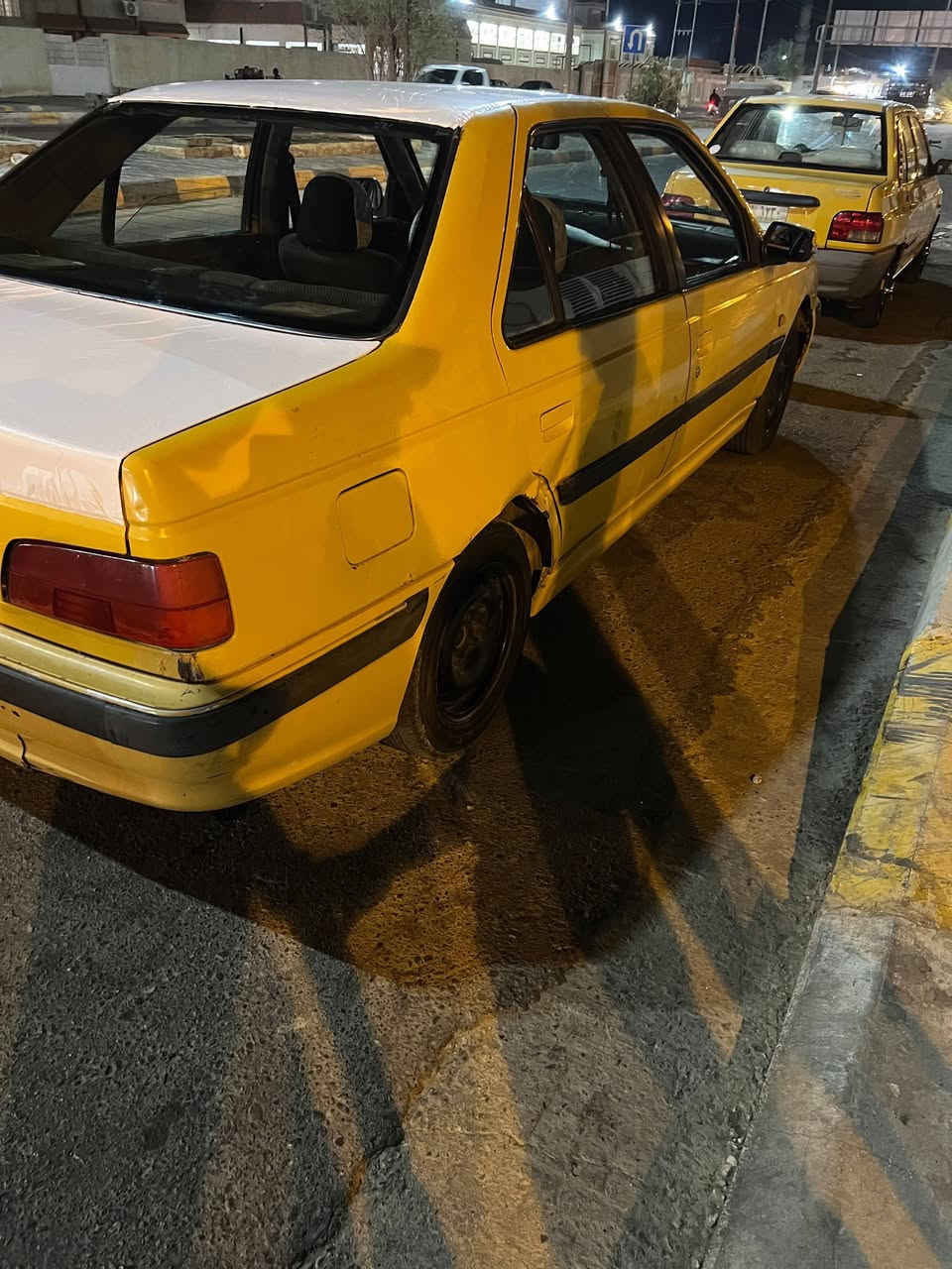 بيجو بارص مديل ١٣ كفاله عامه ما عده طكه بل هلال تخم تاير حداديه جديده مكينه وكير كفاله مطلوبه هيها وغرامات عل مشتري سعر ٢٥ مكاني ميسان ***********
