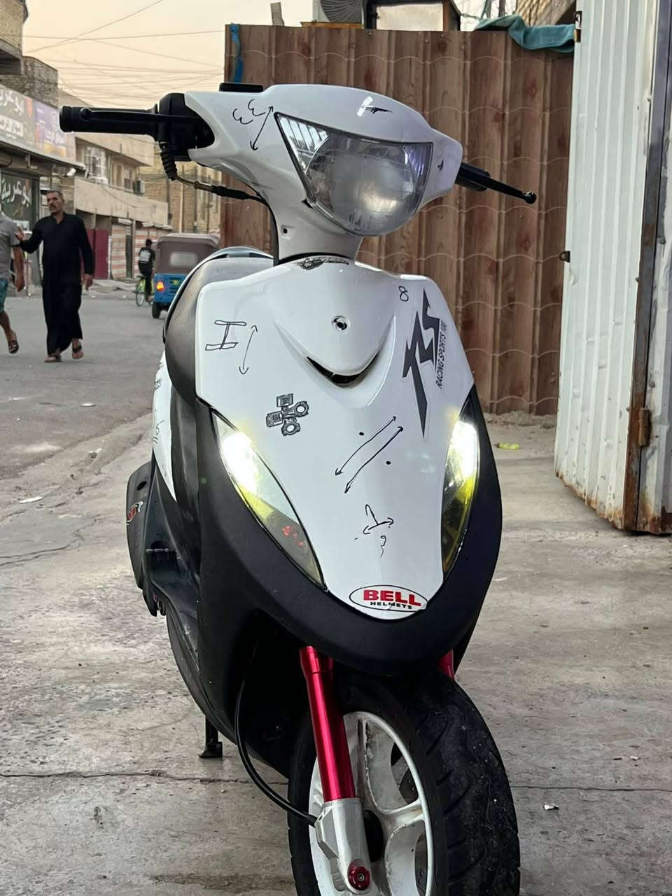 االسلام عليكم ماكس عدله120 للبيع كهرباياتهه كلهه شغاله سلف هندر شلعه معدل الدراجه ميحتا جلهه صرف ولا ربع كبل لشارع شوف الكفرات تجاري بس مختم مثل مشوف الدراجه كلش حلوه لانضوع لاتبخير لا تنقيص تجي تفحص تقتنع تاخذهه وتروح شوف الصور يله تراسل مكاني الشعب السعر 550( ***********) متواجد واساب وتصال فقط ممتواجد فيس
