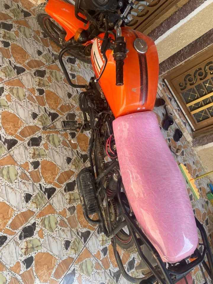 دايون موديل 20 للبيع مكفوله يرادلها ملاحضات بسيطه كعدتها ونضافتها حلوه أوراق اسكنرسعرها 825 بيها مجال بسيط حك الجيه  مكان بابل حله المركز متواجد واتساب او اتصال ***********
