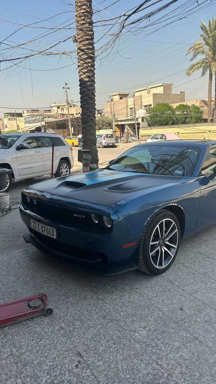 سلام عليكم للبيع
جالنجر 2023 last call 
السياره فئه gt super track pack
فول للاخير عدا الفتحه
حادث السياره الدعاميه الاماميه فقط بدون ايرباك
رقم بغداد 
محرك 6 سلندر
مكان السياره بغداد
***********
