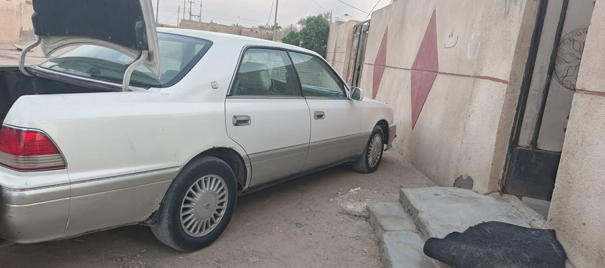 سلام عليكم من رخصت مدير الكروب سياره رأس الثور محرك فيفتي  مديل 97 رقم ذقار سياره كفله بس من الرسميات يعني الكص والنقل سياره بسمي سنويه 27 سياره حداديه 80بل 100 سياره عوزه ترتيب  
السعر 73 وبيه مجال حق الجيه  عنوني البصره الزبير  *********** فقط  انتصال
