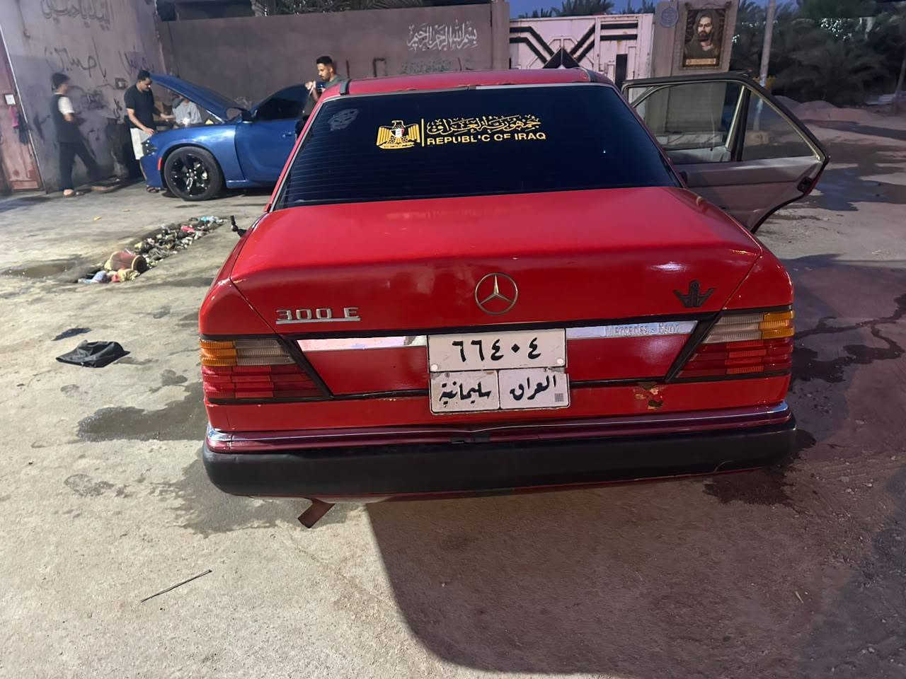 دب مرسيدس للبيع موديل 88 رقم سليمانيه محرك 3000 فيفيتي جديد حداده عامه شغل درجه اولى سياره بلاديه حلوه وجاهزه اي استفسار اتصل على رقم *********** السعر 42 وبيه مجال العنوان البصره ناحيه الشافي
