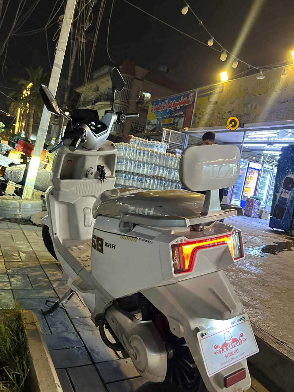 سلام عليكم دراجه للبيع نضيفه شخط مابيها منزلها جديده بعدها بل باكيت بمكاني بغداد منصور سعر دراجه مليون و ٥٠ ***********
